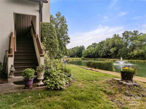 7329 Winery Ln, Charlotte, NC, 28227-8148 | Card Image