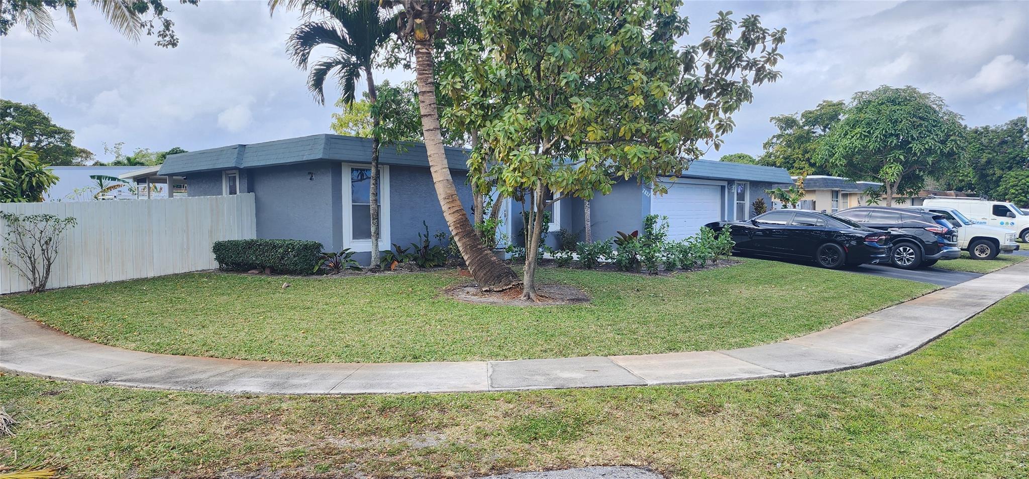68th Ave, Tamarac, FL 33321