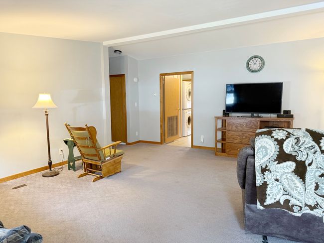 10472 N Athey Ave, House other with 3 bedrooms, 2 bathrooms and null parking in Harrison MI | Image 4