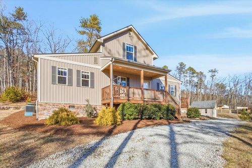 3276 Absalom Smith Rd, Salem, VA, 24153-3370 | Card Image