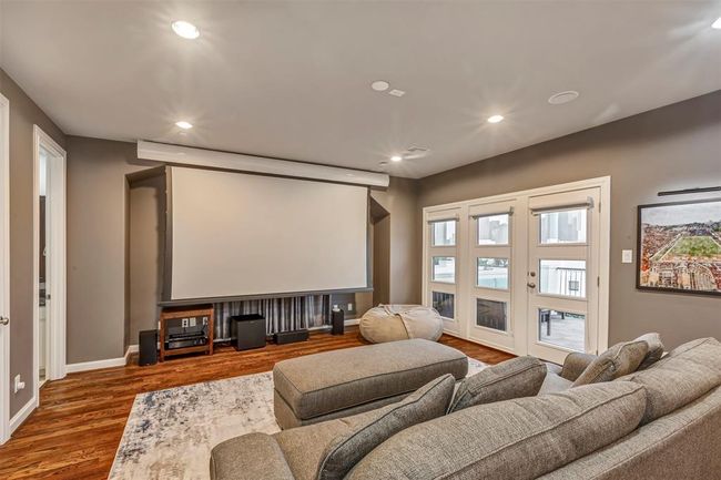 1818 Dart St, House other with 3 bedrooms, 5 bathrooms and 2 parking in Houston TX | Image 30