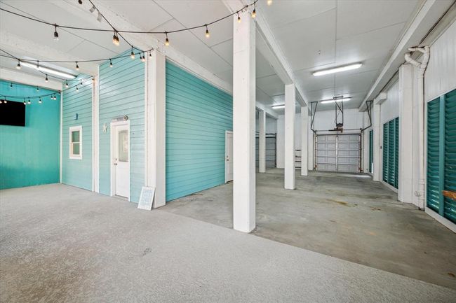 large open garage | Image 8