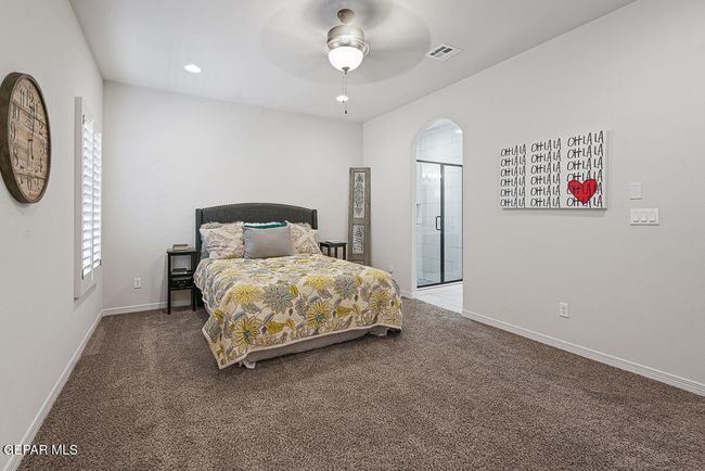 12801 Woolstone-21 | Image 23
