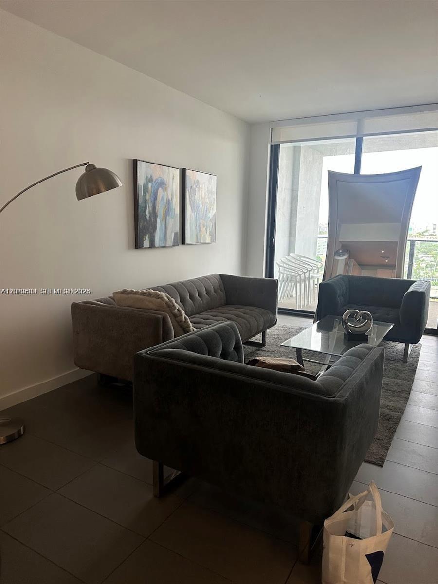 Residential in Miami 3