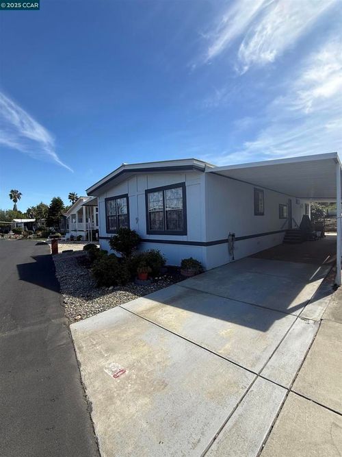 9 9 Palm Drive, Pittsburg, CA, 94565 | Card Image