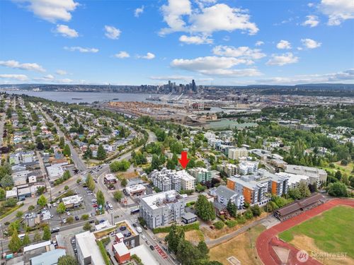 203-3256 Sw Avalon Way, Seattle, WA, 98126-2687 | Card Image