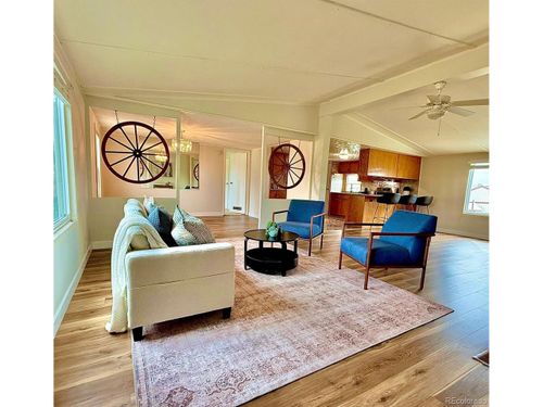 215 7th Ave, Deer Trail, CO, 80105-8042 | Card Image