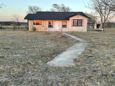 3210 N State Highway 36, House other with 2 bedrooms, 1 bathrooms and null parking in Gatesville TX | Image 2