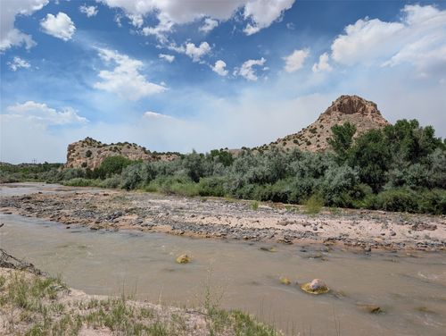 19862 Us Highway 84, Hernandez, NM, 87537-9002 | Card Image