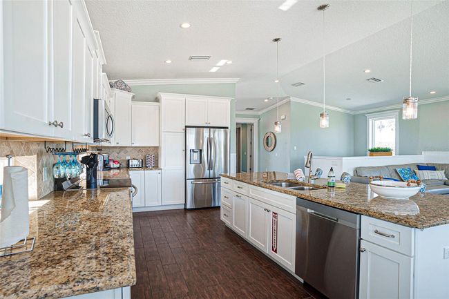 206 Church Ave, House other with 5 bedrooms, 6 bathrooms and null parking in BRADENTON BEACH FL | Image 37