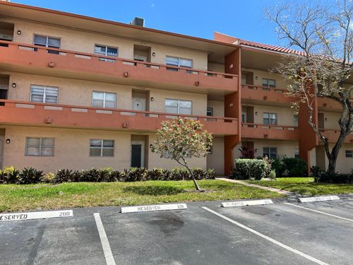 205-8810 W Mcnab Rd, Tamarac, FL, 33321-3669 | Card Image