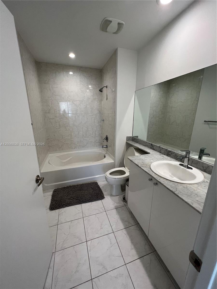 Residential in Aventura 2
