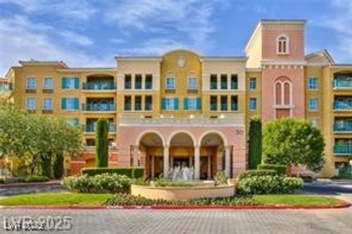 unit-313-30 Strada Di Villaggio, Henderson, NV, 89011-2823 | Card Image
