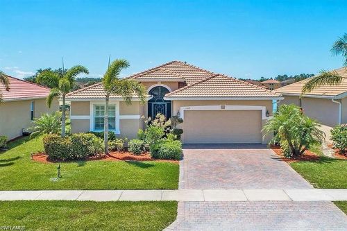1468 Birdie Dr, NAPLES, FL, 34120-0527 | Card Image