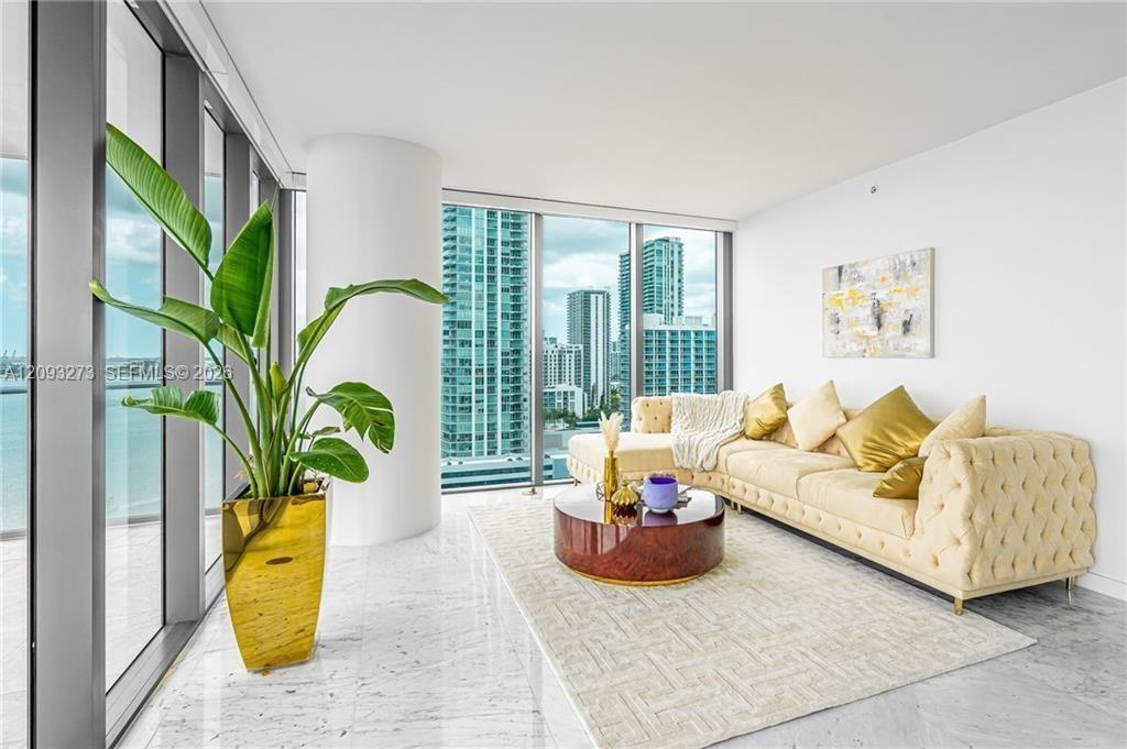 Residential in Miami 3