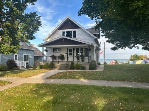 1723 S 7th St, Sheboygan, WI, 53081 | Card Image