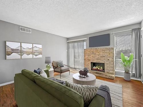 apt-206-1810 N Garrett Ave, Dallas, TX, 75206-7550 | Card Image