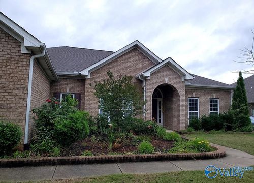 240 Heritage Mill Dr, Madison, AL, 35758-1561 | Card Image