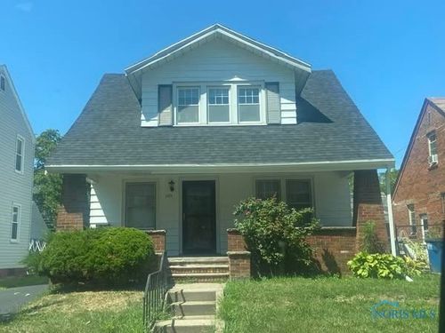 1574 Colton St, Toledo, OH, 43609-2116 | Card Image