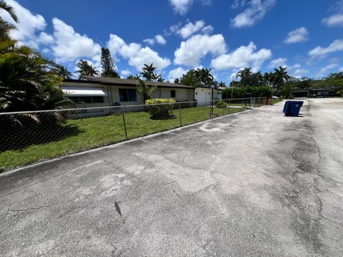 2217 Nw 4th, Wilton Manors, FL, 33311 | Card Image