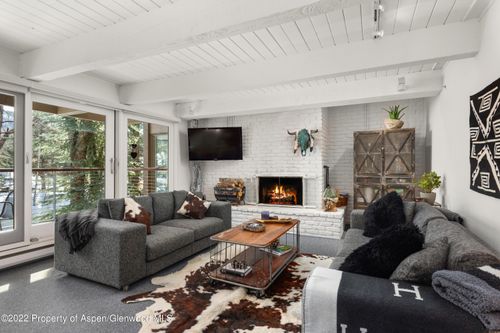 10-1034 E Cooper Ave, Aspen, CO, 81611-2108 | Card Image
