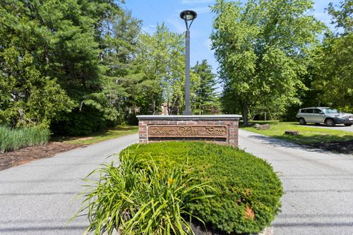 66-751 Main St, South Portland, ME, 04106-5442 | Card Image