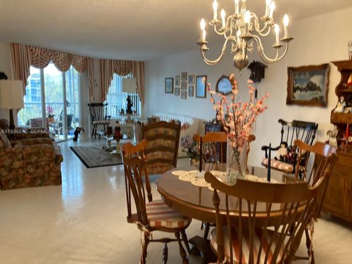 301-7649 Granville Dr, Tamarac, FL, 33321-8746 | Card Image