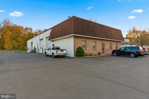 145 Philmont Ave, FEASTERVILLE TREVOSE, PA, 19053-6489 | Card Image