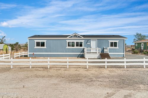 2810 Talapoosa St, Silver Springs, NV, 89429-8977 | Card Image