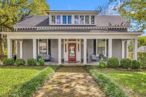415 W 9th St, Columbia, TN, 38401-3104 | Card Image
