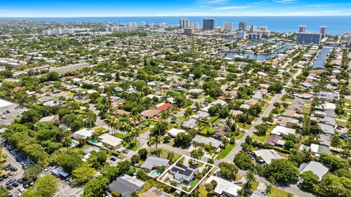 1-865 Ne 23rd Ter, Pompano Beach, FL, 33062-4418 | Card Image