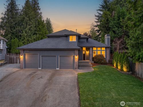 25738 215th Ct Se, Maple Valley, WA, 98038-7564 | Card Image