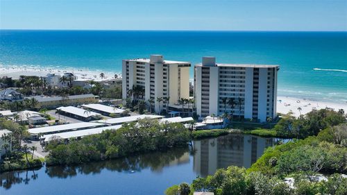 204-19 Whispering Sands Dr, SARASOTA, FL, 34242-1657 | Card Image