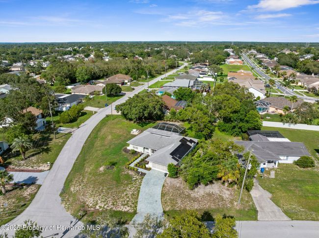 1350 Gatewood Ave, House other with 3 bedrooms, 2 bathrooms and null parking in Spring Hill FL | Image 30