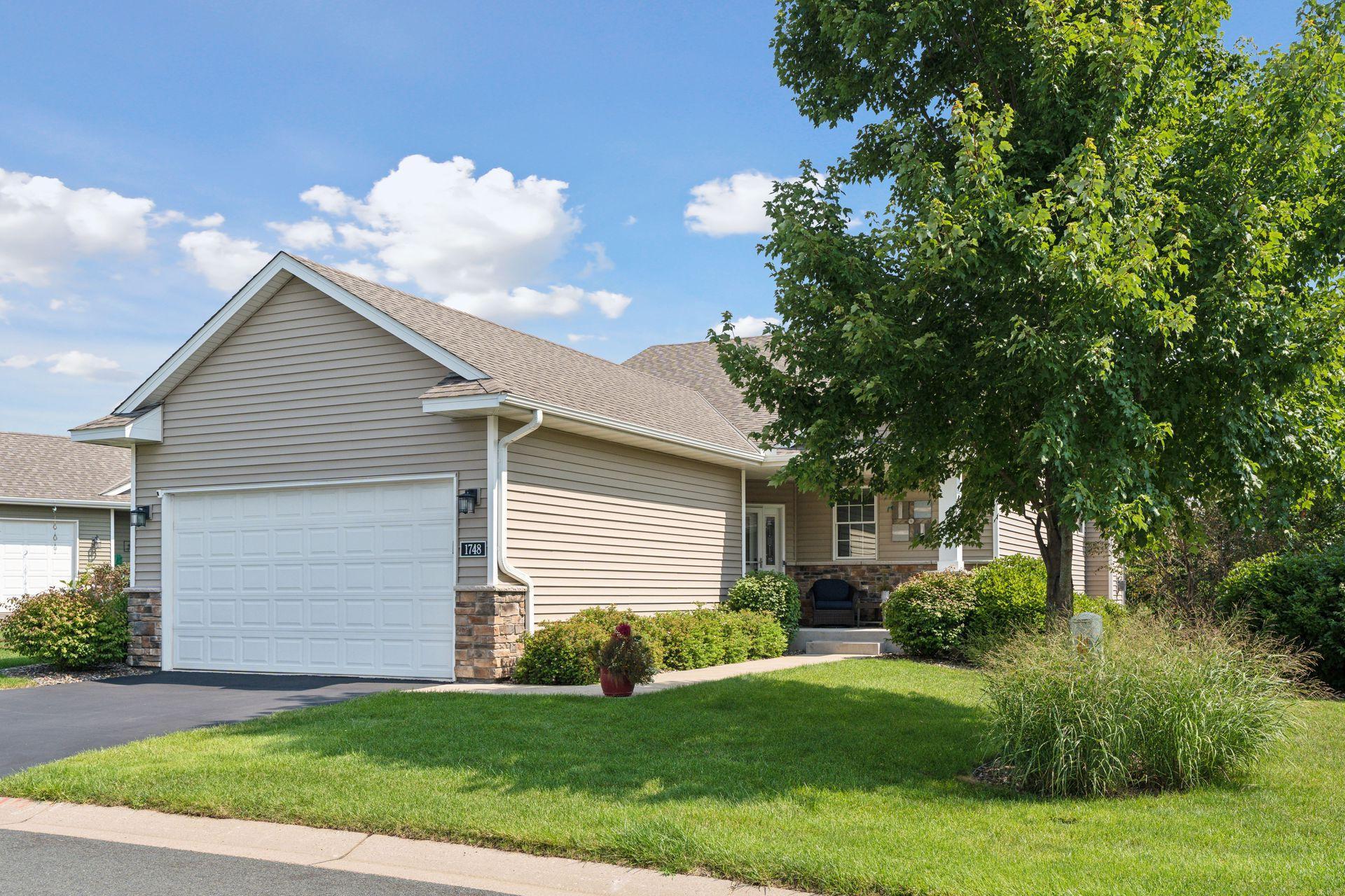 Edgemont St, Saint Paul, MN 55117