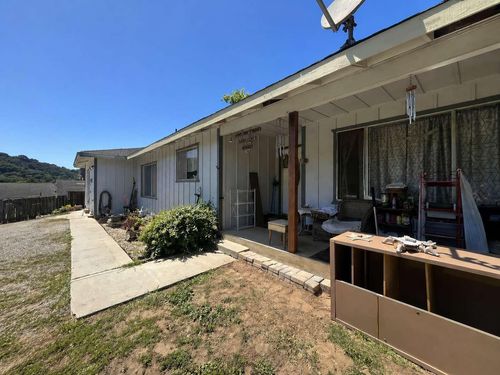 447 Strawberry Canyon Rd, Royal Oaks, CA, 95076-9240 | Card Image