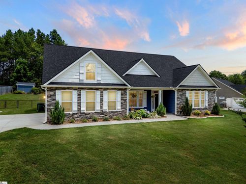 373 Roy Hall Way, Campobello, SC, 29322-8452 | Card Image