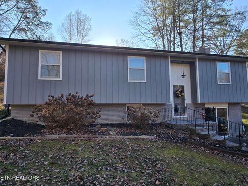 216 Reagan St, Harrogate, TN, 37752-3902 | Card Image