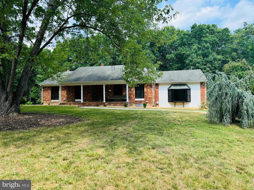 Mountain View Rd, Fredericksburg, VA 22406