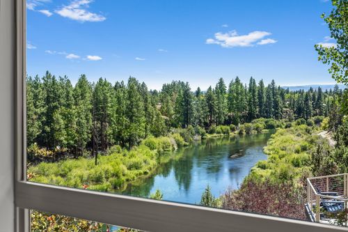 2582 Nw 1st St, Bend, OR, 97703-1200 | Card Image