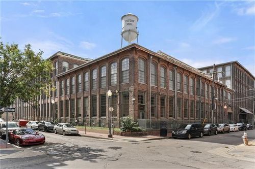 131-920 Poeyfarre St, New Orleans, LA, 70130-3892 | Card Image