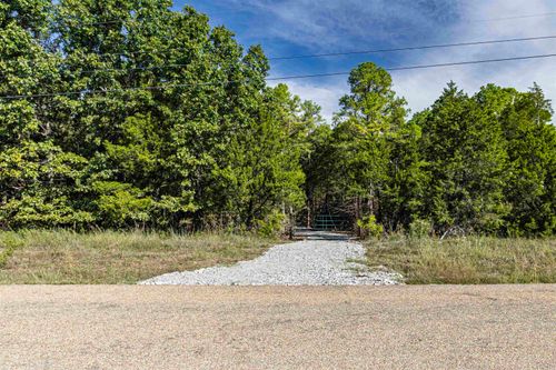 4200 Norfolk River Road, Norfork, AR, 72658 | Card Image