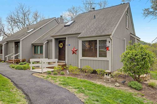 12 Cedar Bluff Ln, GALENA, IL, 61036-8697 | Card Image