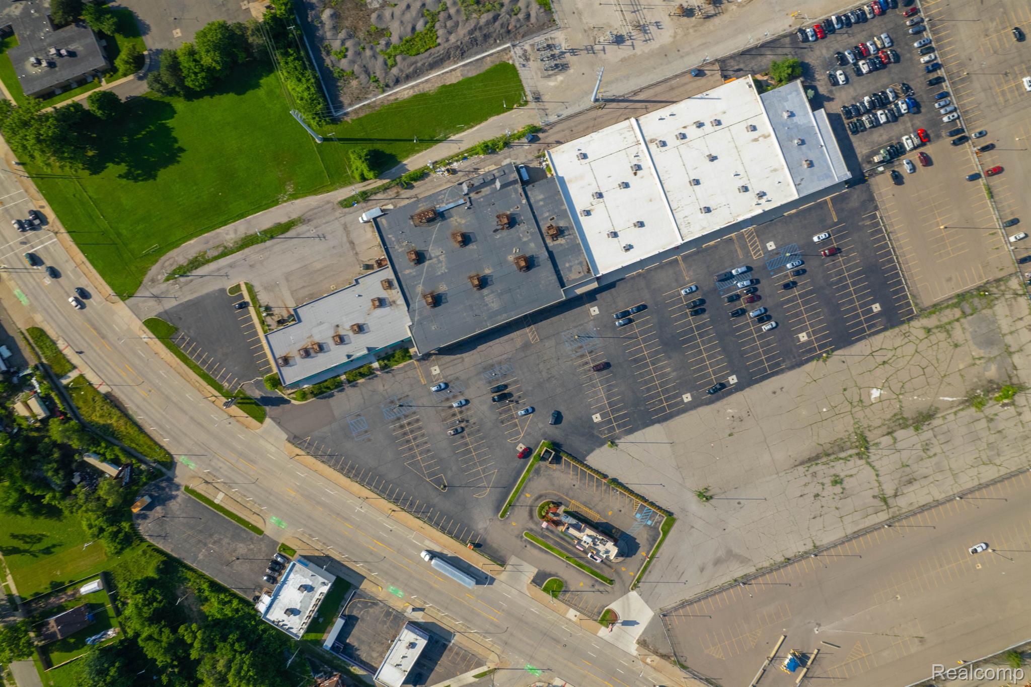 Commercial Lease in Detroit 4