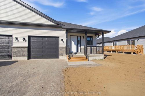 20 Clayton Ave, Brighton, ON, K0K1H0 | Card Image