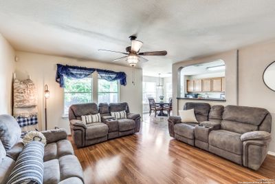 9722 Mustang Farm, House other with 3 bedrooms, 2 bathrooms and null parking in San Antonio TX | Image 3