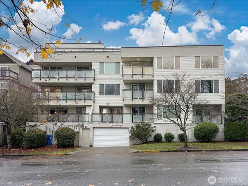 202-2334 Thorndyke Ave W, Seattle, WA, 98199-3561 | Card Image