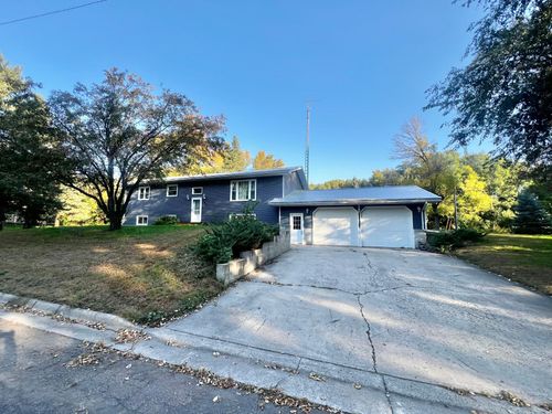 1416 13th Ave, Clarkfield, MN, 56223-1020 | Card Image