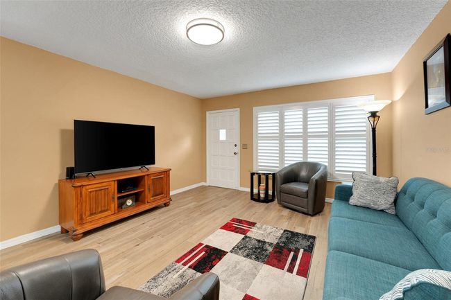 APT-24 - 2256 Philippine Dr, Condo with 2 bedrooms, 2 bathrooms and null parking in CLEARWATER FL | Image 7