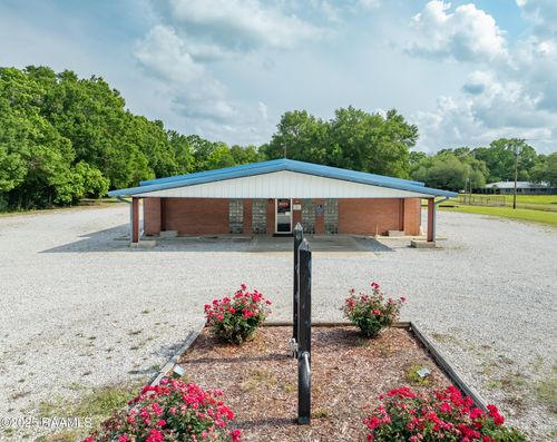 300 South St, Mamou, LA, 70554-4422 | Card Image